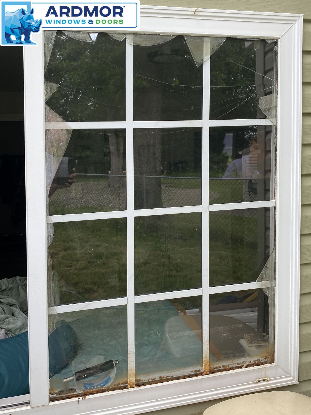 broken_glass_replacement_in_edison_new_jersey_project_6862_before
